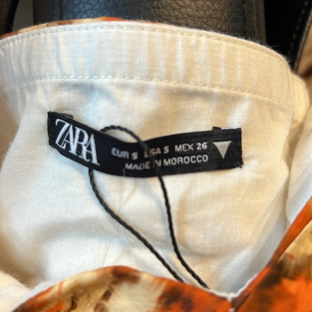 4/$20 NWOT Zara crop top - Picture 3 of 3